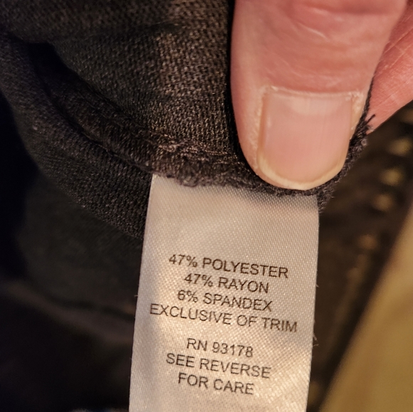 Petite women's sweater - Picture 3 of 6